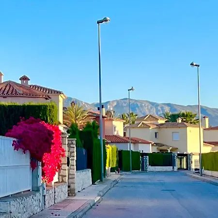 Holiday home Con Jardin En Nova Golf A 100m De La Playa